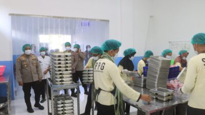 SPPG Polres Probolinggo di Maron Distribusikan 2.441 Penerima Manfaat MBG