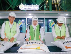 Gubernur Khofifah Tinjau PG Ngadirejo Kediri Milik PT SGN, Optimis Produktivitas Gula Jatim