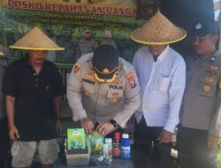 Polres Pelabuhan Tanjungperak Salurkan Bantuan Bibit dan Obat Hama untuk Kelompok Tani