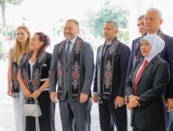 Khofifah Terima Delegasi Saint Petersburg Rusia bersama Akademisi ITS Surabaya dan Pelaku Industri Perkapalan, Kuatkan Sinergi dan Kolaborasi Strategis mulai Pengembangan Kapal Cepat hingga Cancer Center