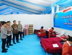 Hadiri Puncak Bakti Kesehatan, Kapolri: Berikan Pelayanan Terbaik ke Masyarakat dan Anggota