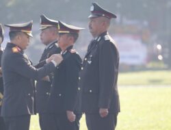 Polda Jatim Gelar Upacara Hari Bhayangkara ke-80, Teguhkan Semangat “Polri untuk Masyarakat