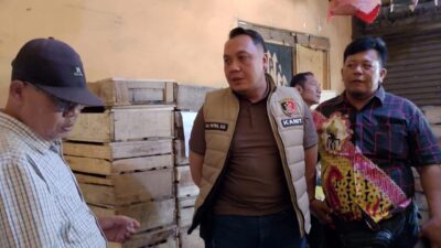 Tim Satgas Pangan Polres Pasuruan mengintensifkan pengawasan harga telur ayam di pasar Bangil