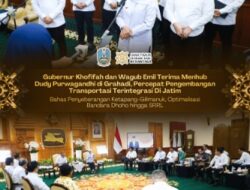 Khofifah dan Wagub Emil Terima Menhub Dudy Purwagandhi di Grahadi, Percepat Pengembangan Transportasi Terintegrasi Di Jatim