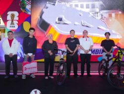 Khofifah Nobar Final Piala Dunia Bersama Ribuan Masyarakat di Halaman Grahadi, Sepak Bola Jadi Penyatu Kebersamaan dan Sportivitas