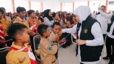 Khofifah Pastikan SR Terintegrasi Tuban Hari ini  Siap Beroperasi, Seluruh Fasilitas Pendidikan Lengkap Hingga Layanan Psikolog