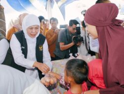 Khofifah Gelar Pasar Murah Ke-87 di Lapangan Cemara Kecamatan Jenu Tuban, Perkuat Pengendalian Inflasi dan Dekatkan Akses Sembako Terjangkau Bagi Masyarakat