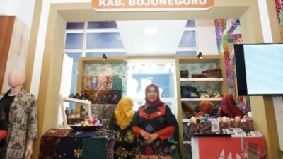 Puncak HUT ke-46 Dekranas, Bojonegoro Promosikan Produk Kriya khas Yang Unik Dan Berkualitas Yg inggi