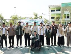 Bupati Wahono Lepas Peserta KKN Unugiri diterjunkan ke berbagai desa yang tersebar di Bojonegoro