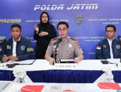 Polda Jatim Bongkar Sindikat Penipuan Online Emas Murah, Lima Tersangka Diantaranya Warga Binaan Lapas Diamankan