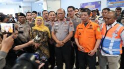 Kapolda Jatim Sampaikan Duka atas Kecelakaan Kapal Laut di Perairan Sumenep, Pencarian Korban Hilang Terus Dilakukan