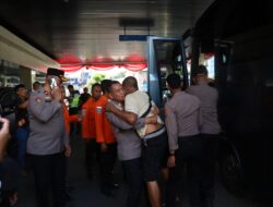 Polres Pelabuhan Tanjungperak Dampingi Korban Peristiwa KM Mutiara Sentosa II, Pastikan Penanganan Maksimal