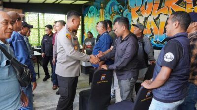 Kapolresta Malang Kota Ajak Media dan Suporter Jaga Kamtibmas, Dorong Aremania – Bonek Rawat Kedamaian Sepak Bola