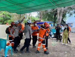 Personel Korbrimob Polri Terus Bergerak, Evakuasi Korban dan Penuhi Kebutuhan Warga Terdampak Gempa