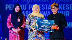 Khofifah Apresiasi 13 Sanggar Pelestari Topeng Malangan: Tegaskan Budaya Harus Lestari, Seniman Berdaya, Generasi Muda Bangga
