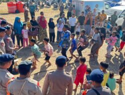 Pulihkan Semangat Pengungsi, Brimob Gelar Trauma Healing dan Pelayanan Kesehatan