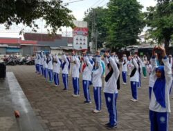 Terapi Ling Tien Kung: Cara Unik Bhabinkamtibmas Polres Blitar Bikin Warga Makin Sehat dan Kompak