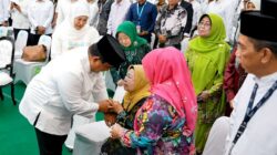 Presiden Prabowo Tutup Muktamar Ke-35 Nahdlatul Ulama di Ponpes Tambakberas, Gubernur Khofifah Sampaikan Selamat atas Terpilihnya Rais Aam dan Ketua Umum PBNU Masa Khidmah 2026–2031