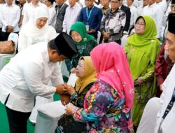 Presiden Prabowo Tutup Muktamar Ke-35 Nahdlatul Ulama di Ponpes Tambakberas, Gubernur Khofifah Sampaikan Selamat atas Terpilihnya Rais Aam dan Ketua Umum PBNU Masa Khidmah 2026–2031