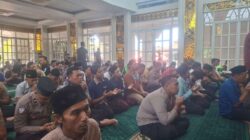 Polresta Sidoarjo dan Warga Gelar Doa Bersama untuk Kesembuhan Santri Ponpes Manbaul Hikam