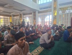 Polresta Sidoarjo dan Warga Gelar Doa Bersama untuk Kesembuhan Santri Ponpes Manbaul Hikam
