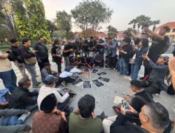 Di Antara Abu dan Doa, Refleksi atas Hilangnya Lima Wartawan Di Anak Krakatau