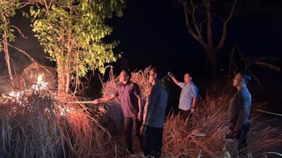 Polres Ngawi dan Tim Gabungan Buat Sekat Bakar dan Dirikan Posko Antisipasi Karhutla Lawu Utara Meluas