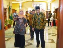 Rangkaian Misi Dagang untuk Perkuat Pasar Global, Gubernur Khofifah Lakukan Courtesy Call dengan Konjen RI di Jeddah, dorong Masuknya Produk Jatim dalam Rantai Pasok Haji dan Perkuat Layanan Finansial bagi Pekerja Migran Indonesia
