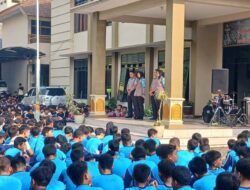 POLINDIK : Polres Kediri Perkuat Pendidikan Karakter Pelajar Cegah Hoaks dan Kenakalan Remaja
