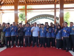 Medhayoh Di Tambakrejo Bupati Wahono Sampaikan kebijakan dan program strategis prioritas Pemkab Bojonegoro